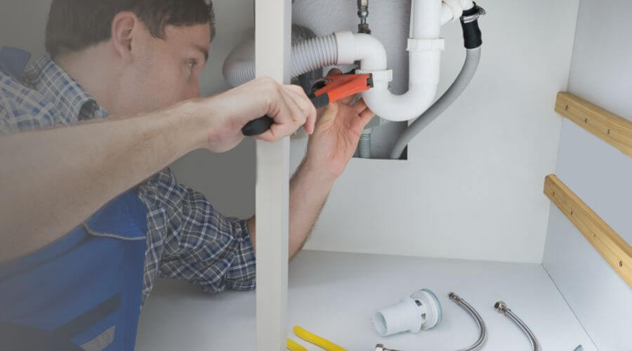 Professional Leak Detection Services in Saint Donatus, IA